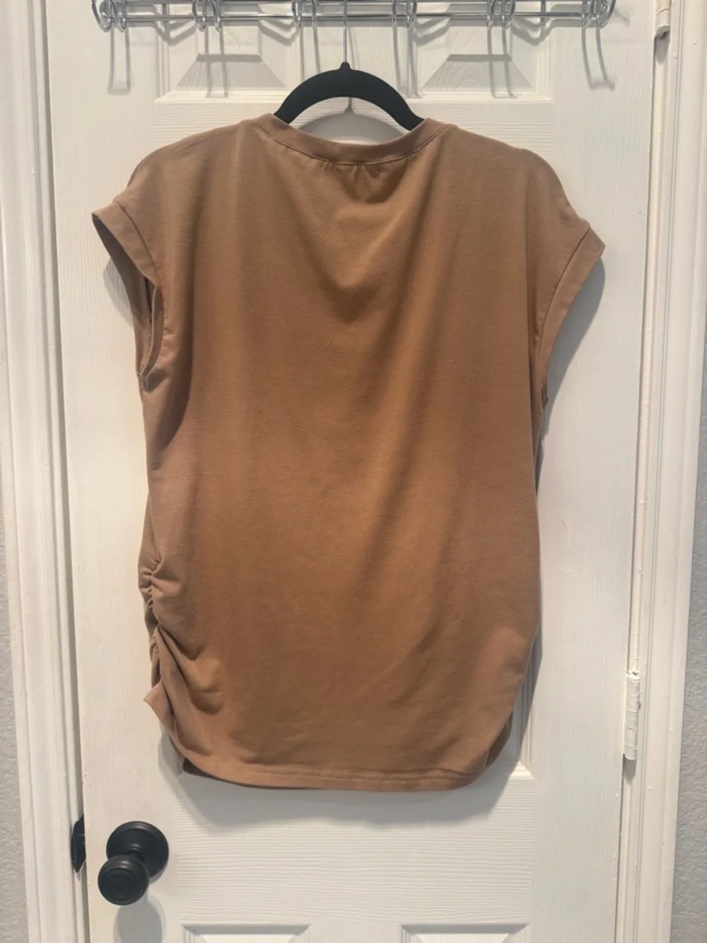 🤎 Ruched Side Cinched Tee Camel Cap Sleeve Crew Neck Top Size M